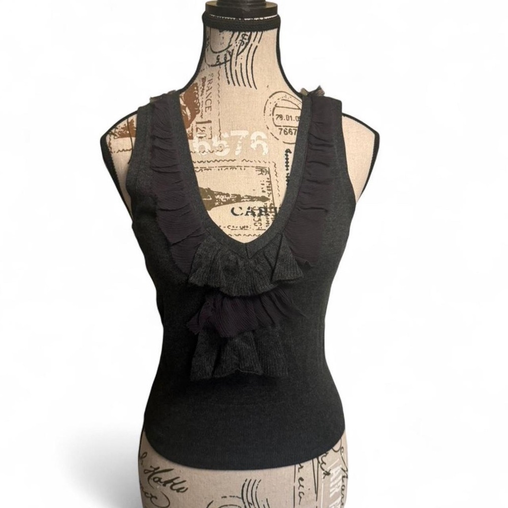Brand New Zara Black Ruffle V-Neck Sleeveless Top